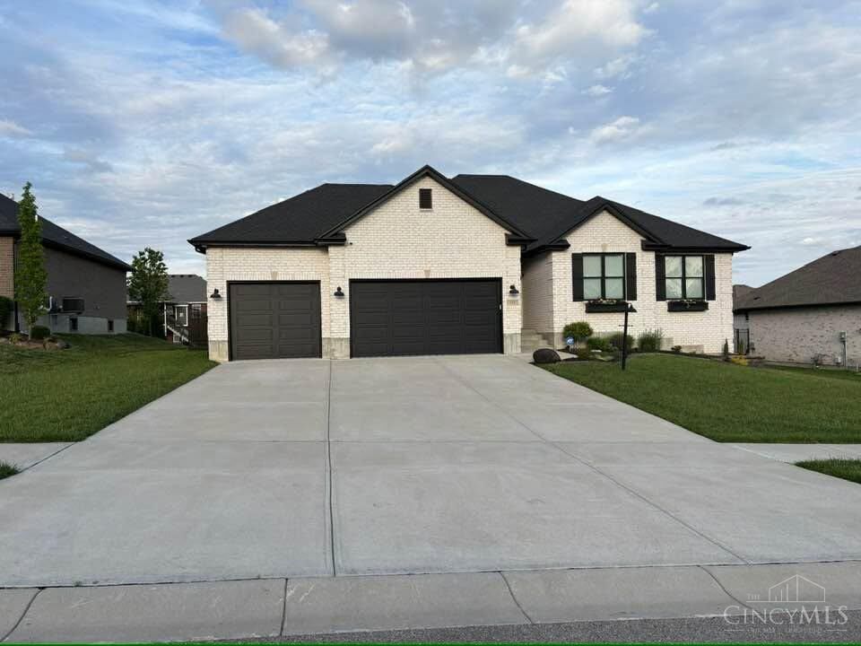 Property Photo:  139 Wolf Creek Court  OH 45005 