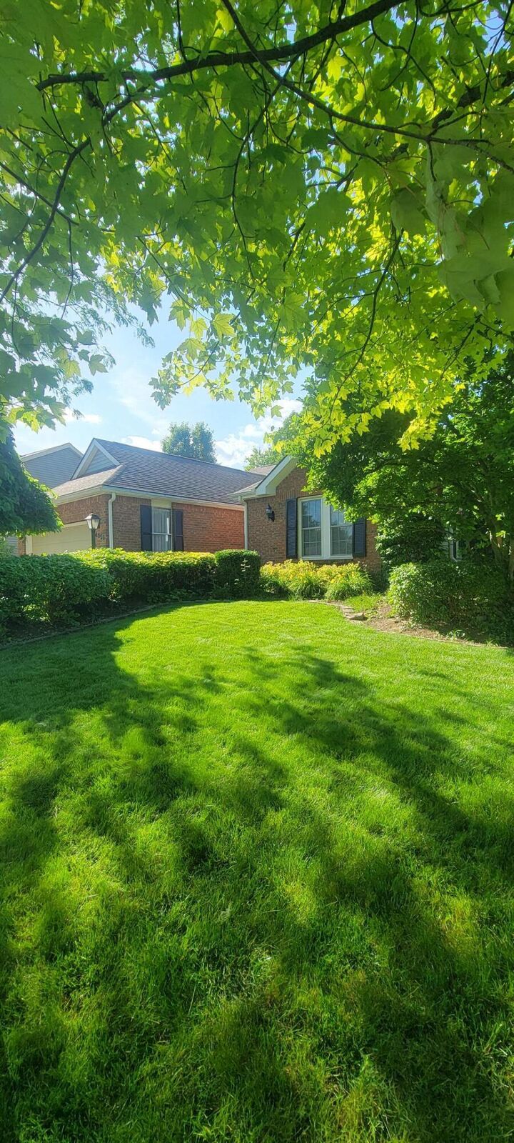Property Photo: 4955 Wallington Drive OH 43026
