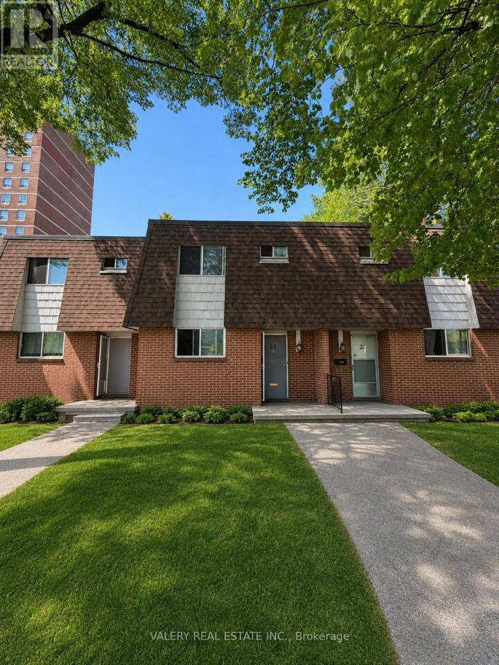 Property Photo:  75 Eastdale Avenue 22  ON M4C 5N3 