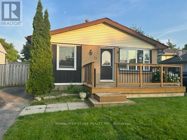 Property Photo:  17 Villeneuve Crescent  ON N5V 1M7 