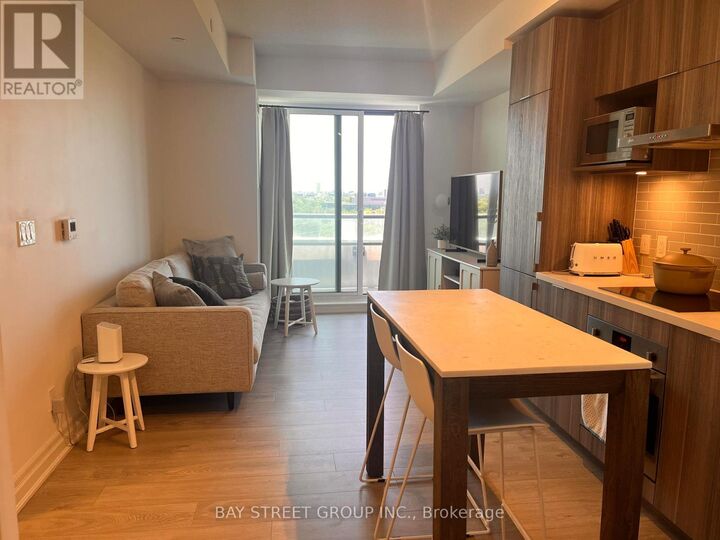 Property Photo:  10 Rouge Valley Drive West 817A  ON L6G 0G9 