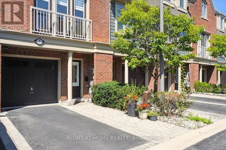 Property Photo:  99 Brant Street 7  ON L6K 2Z5 