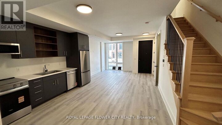Property Photo: 48 Everett Common ON L2P 0G8