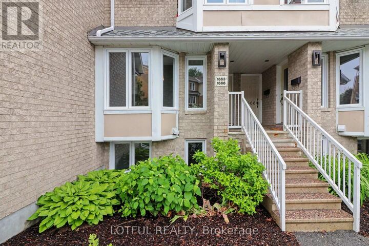 Property Photo: 1663 Locksley Lane ON K1J 1B6