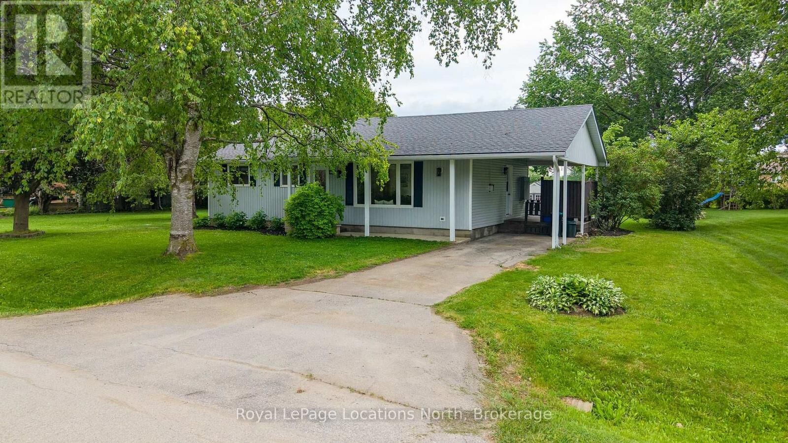 Property Photo:  46 Townley Street  ON L0M 1P0 