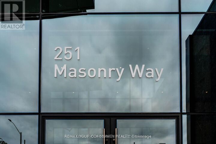 Property Photo: 251 Masonry Way 211 ON L3H 0B3