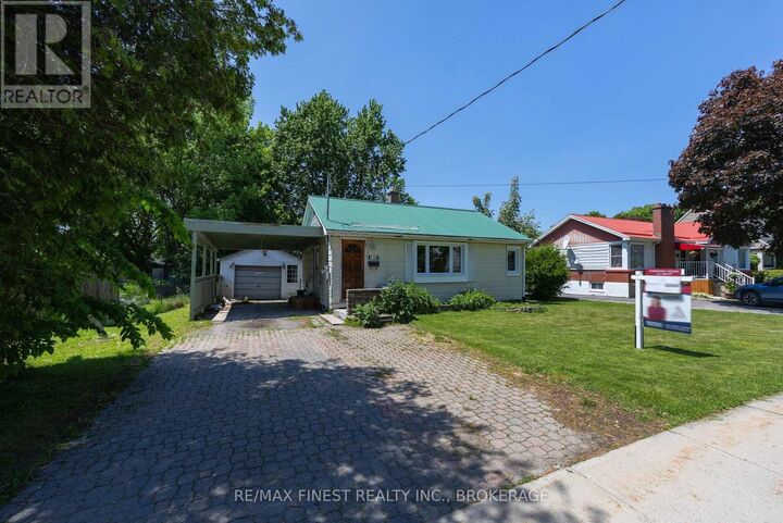 Property Photo:  734 Portsmouth Avenue  ON K7M 1W5 