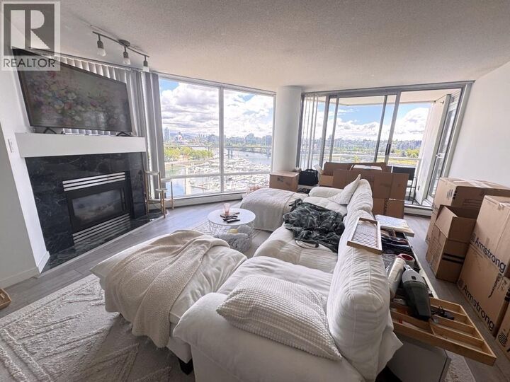 Property Photo: 1201 Marinaside Crescent 1005 BC V6Z 2V2