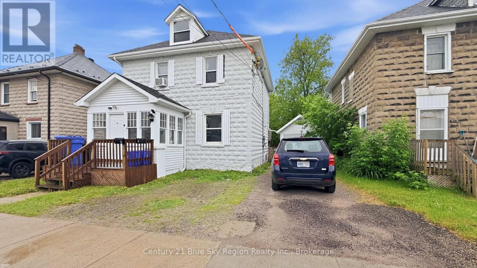 Property Photo: 923 Fraser Street ON P1B 3X7