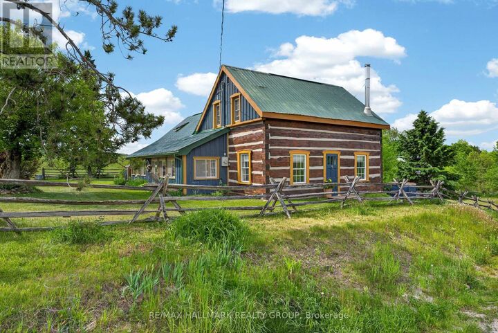 Property Photo:  1013 Lavant Darling Road  ON K0G 1K0 