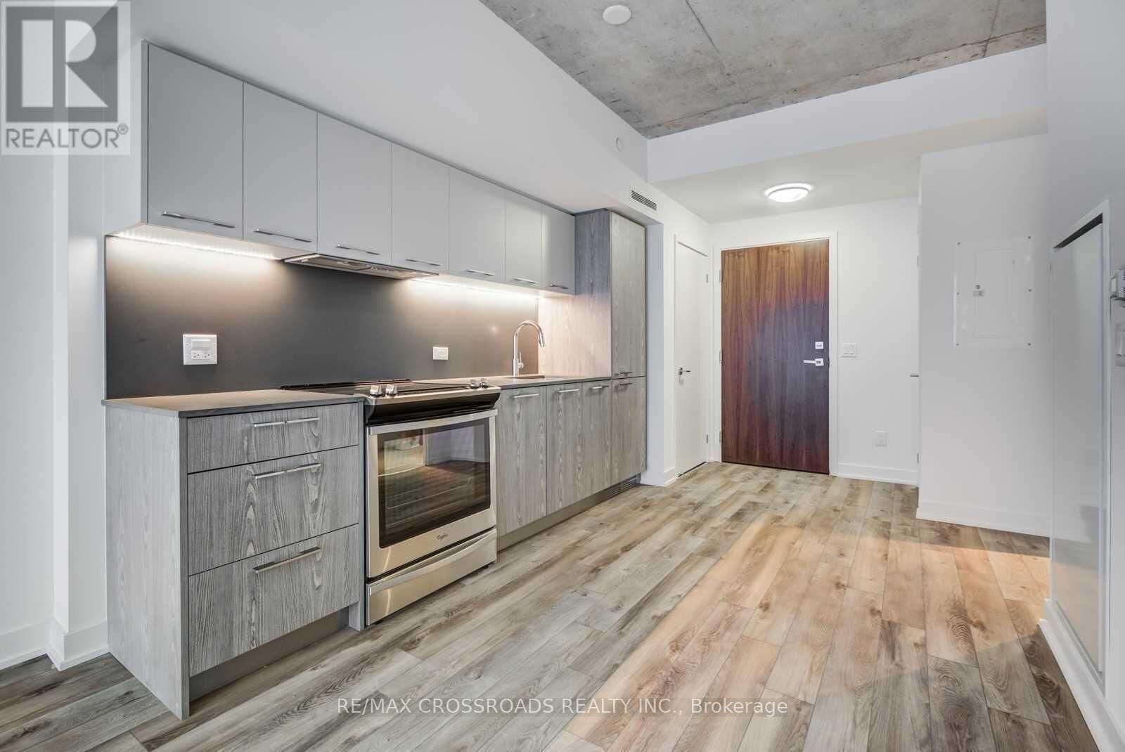 Property Photo:  30 Baseball Place 410  ON M4M 0E8 