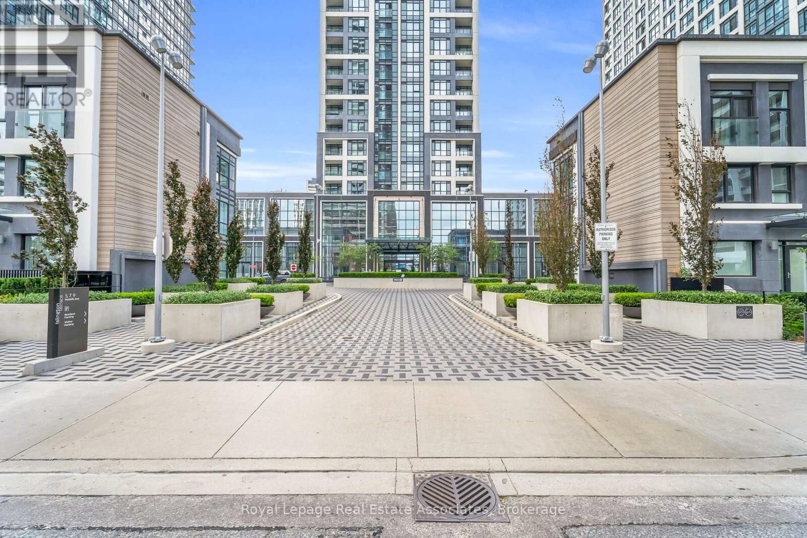 Property Photo:  5 Mabelle Avenue 533  ON M9A 0C8 