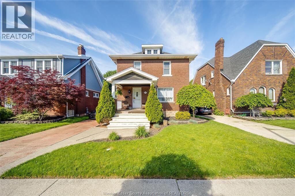 Property Photo:  2151 Lincoln Road  ON N8W 2P9 