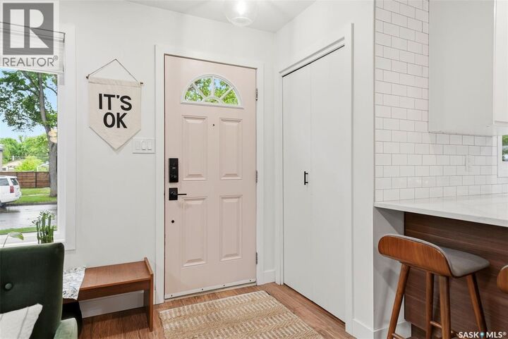 Property Photo:  713 6th Street E  SK S7H 1C5 