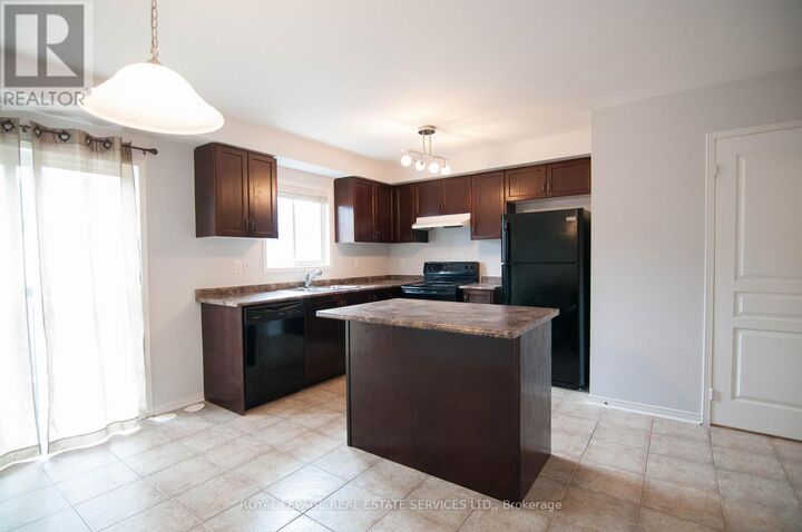 Property Photo: 2178 Fiddlers Way 70 ON L6M 0L5