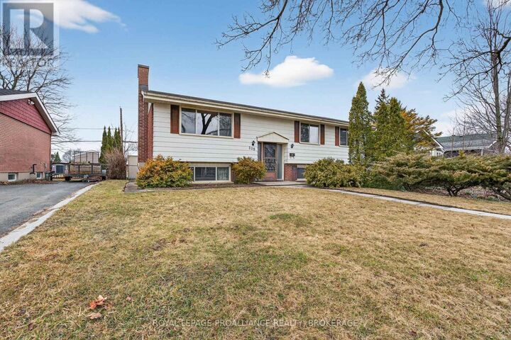 Property Photo:  209 Glen Castle Road  ON K7M 4N7 