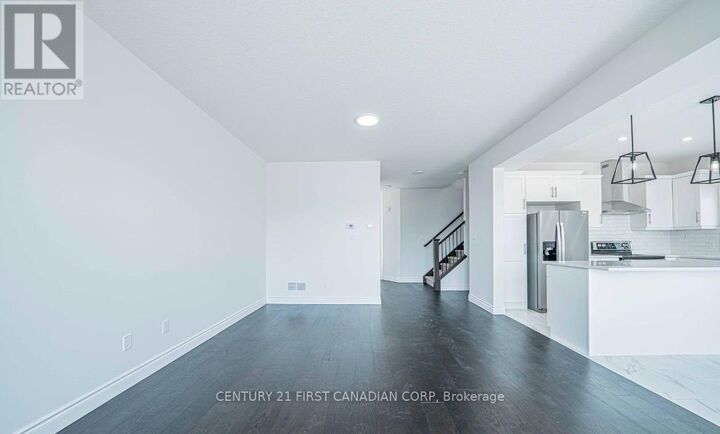 Property Photo:  201 Roy McDonald Drive Upper  ON N6L 0J1 