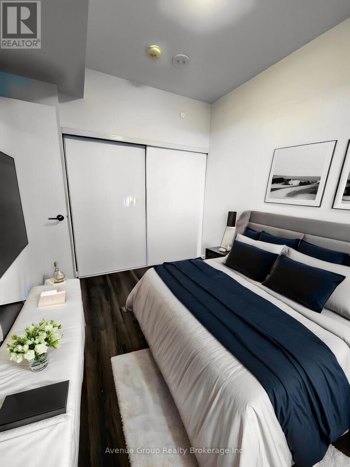 Property Photo:  15 Ellerslie Avenue 703  ON M2N 5P6 