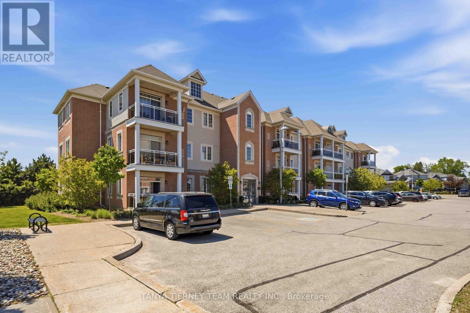 Property Photo:  52 Harvey Johnston Way 307  ON L1M 0J7 