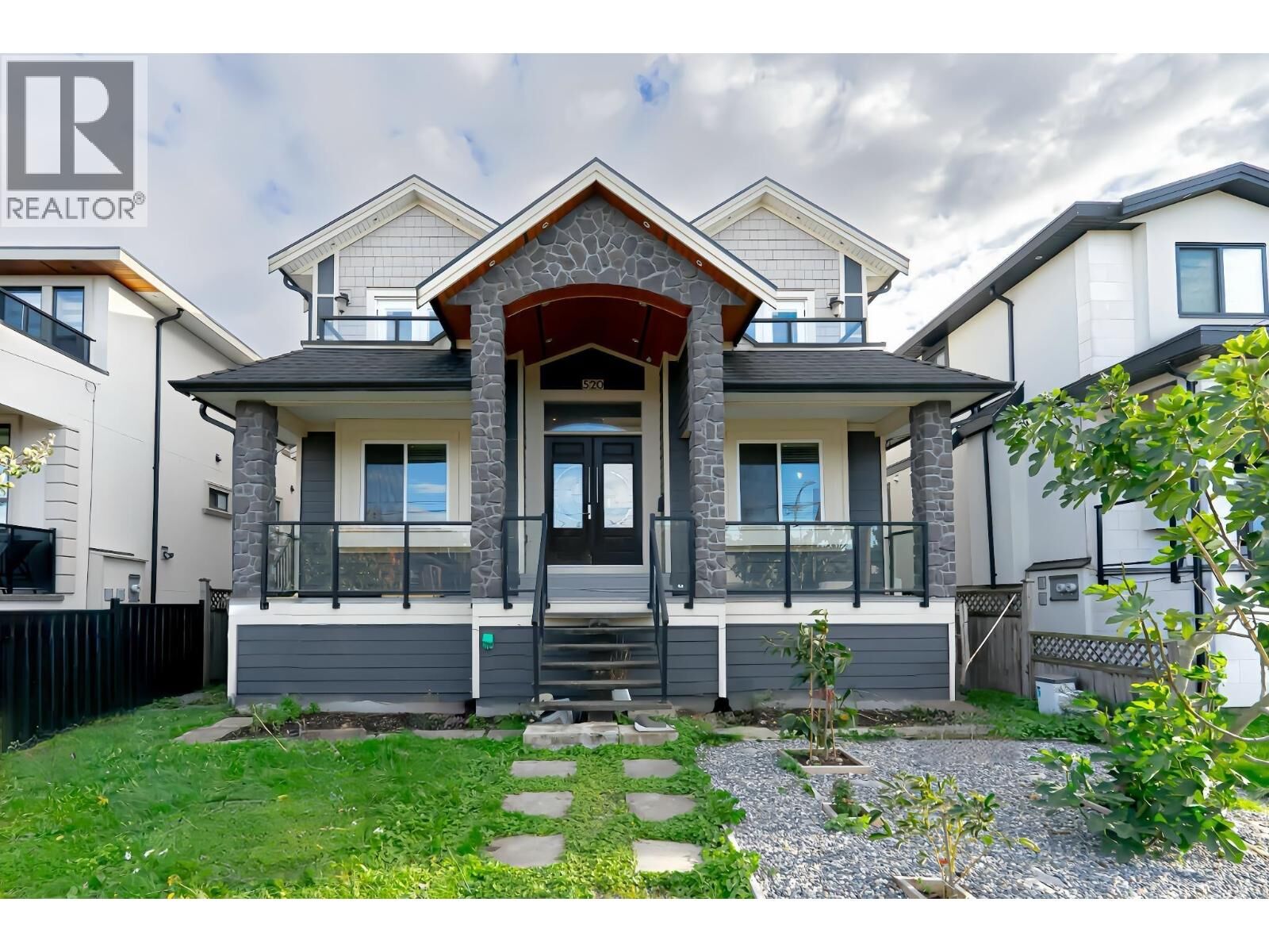 Property Photo: 520 Ewen Avenue BC V3M 5B1