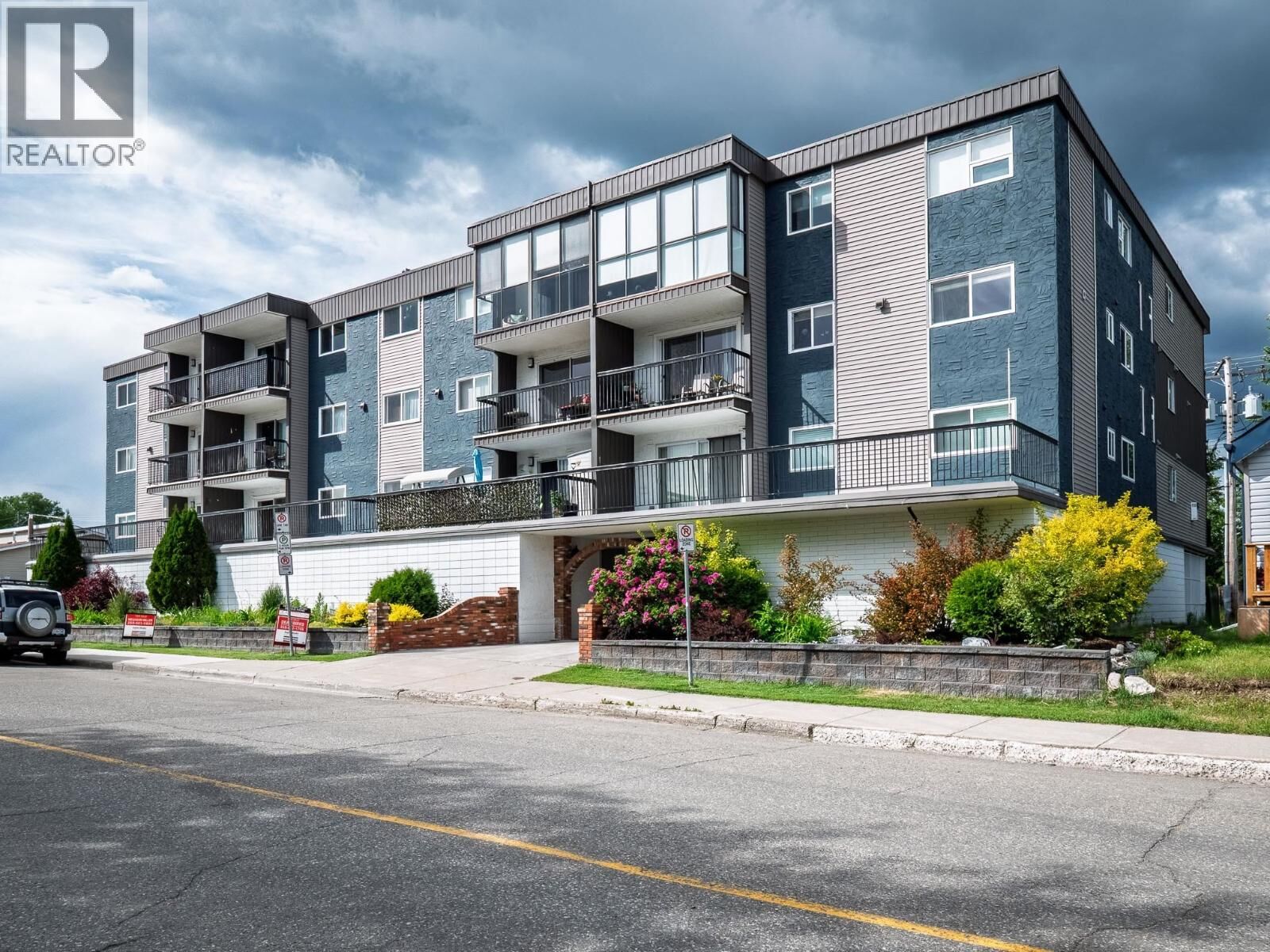Property Photo:  1654 10th Avenue 107  BC V2L 3S4 