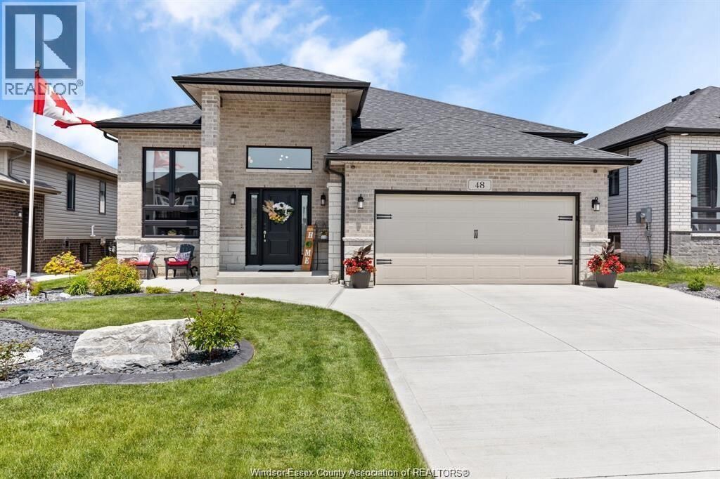 Property Photo:  48 Kingsbridge  ON N9V 4A5 