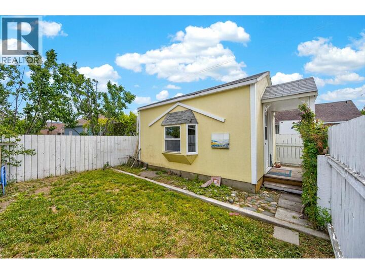 Property Photo: 1888 Granite Avenue BC V1K 1B8