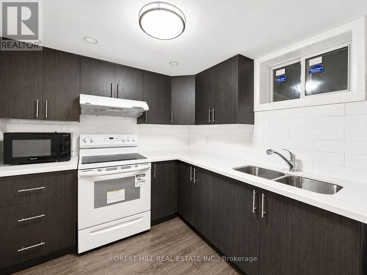 Property Photo:  81 Farmbrook Road Bsmt  ON M1J 2S6 
