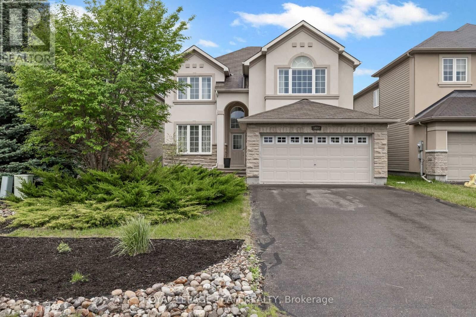 Property Photo:  1882 Montmère Avenue  ON K4A 0L7 
