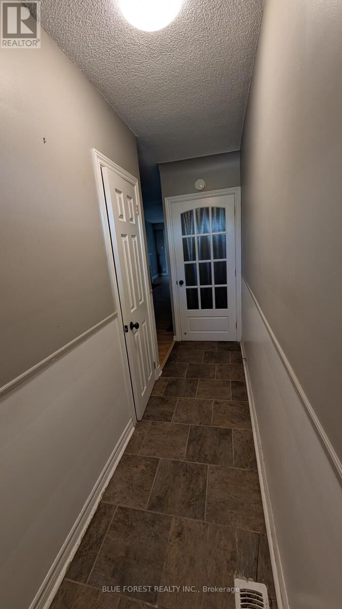 Property Photo:  36 Arbour Glen Crescent  ON N5Y 1Z9 
