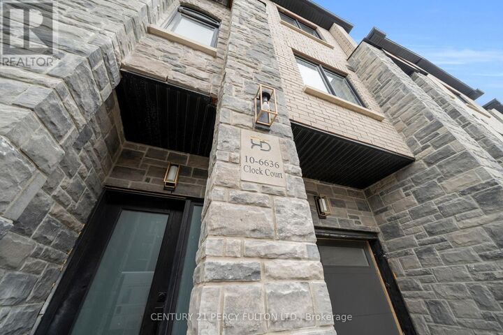 Property Photo:  6636 Clock Court 10  ON L5W 1N2 