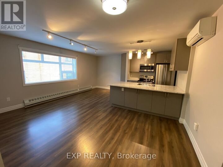 Property Photo: 5 Paisley Boulevard East 102 ON L6A 1P3