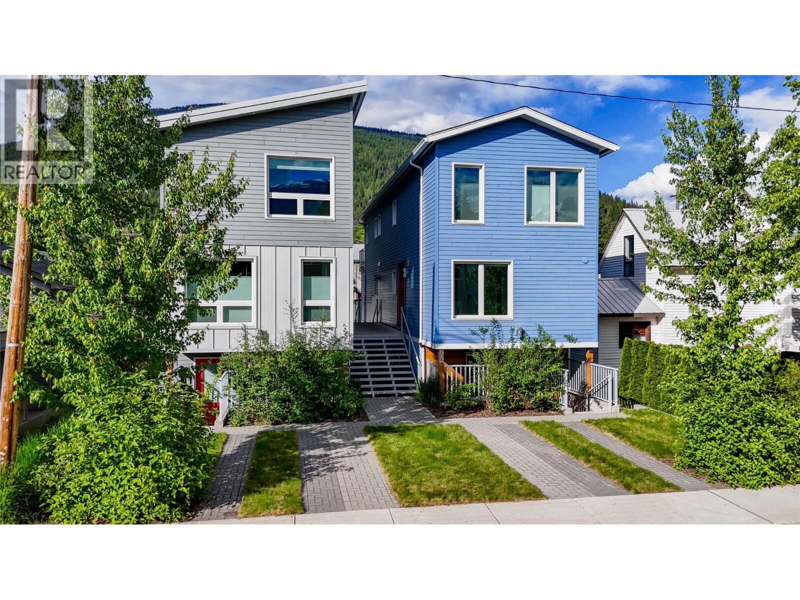 Property Photo: 408 Fourth Street West BC V0E 2S0