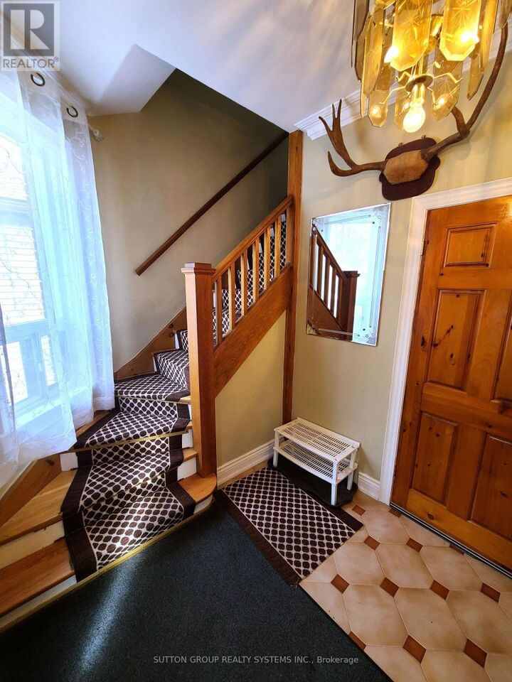 Property Photo:  177 Brookside Avenue  ON M6S 4G8 