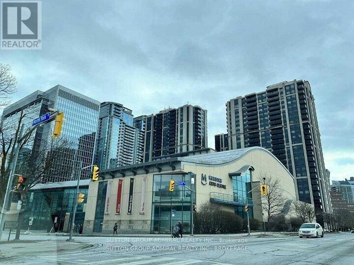 Property Photo:  5168 Yonge Street 2705  ON M2N 5P6 