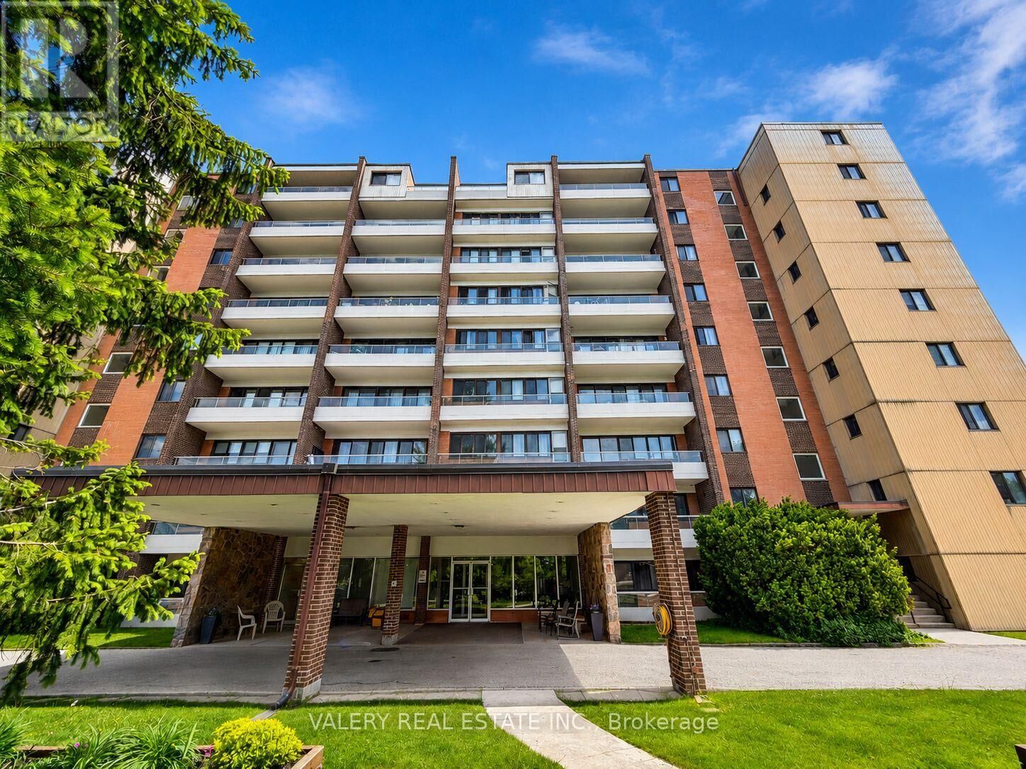 Property Photo: 671 Woolwich Street 704 ON N1H 3Y9