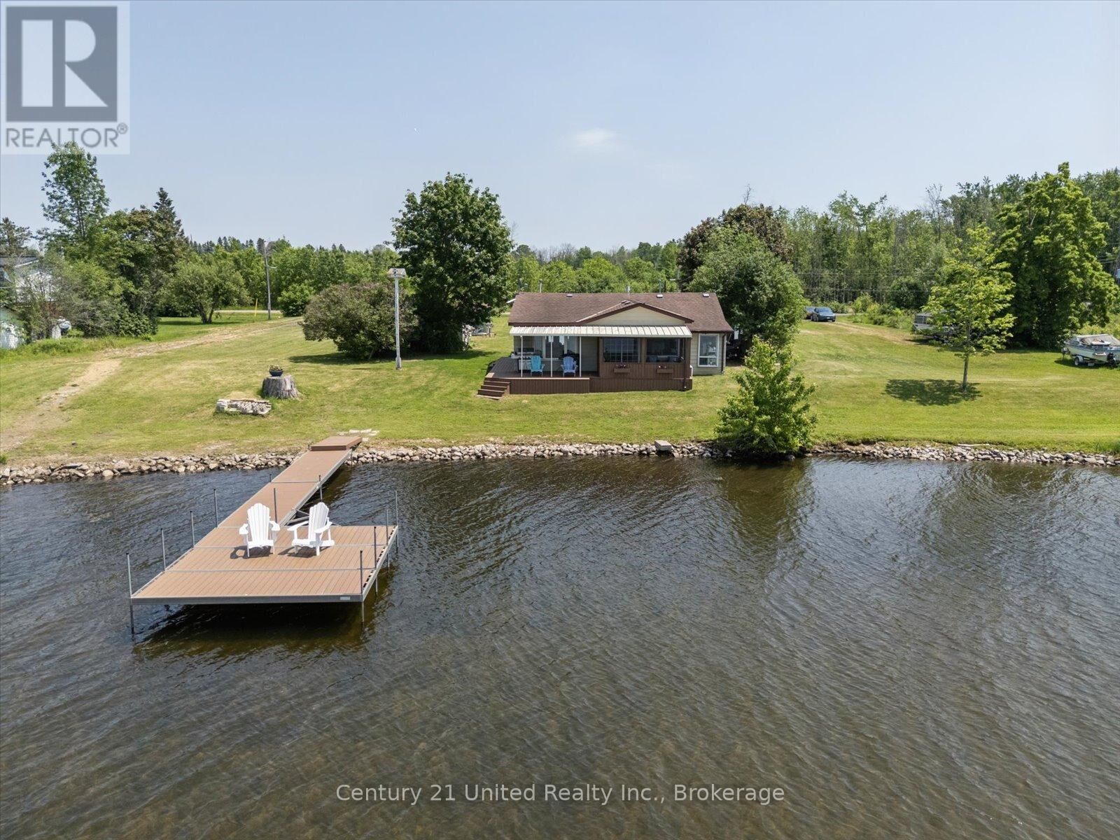 Property Photo: 228 Greenwood Road ON K9J 6Y3