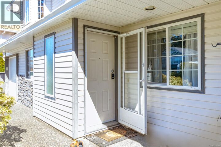 Property Photo: 3321 Susan Marie Place BC V9C 3V3