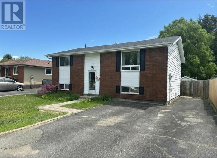 Property Photo: 278 Fanshaw Street ON P7C 5V1