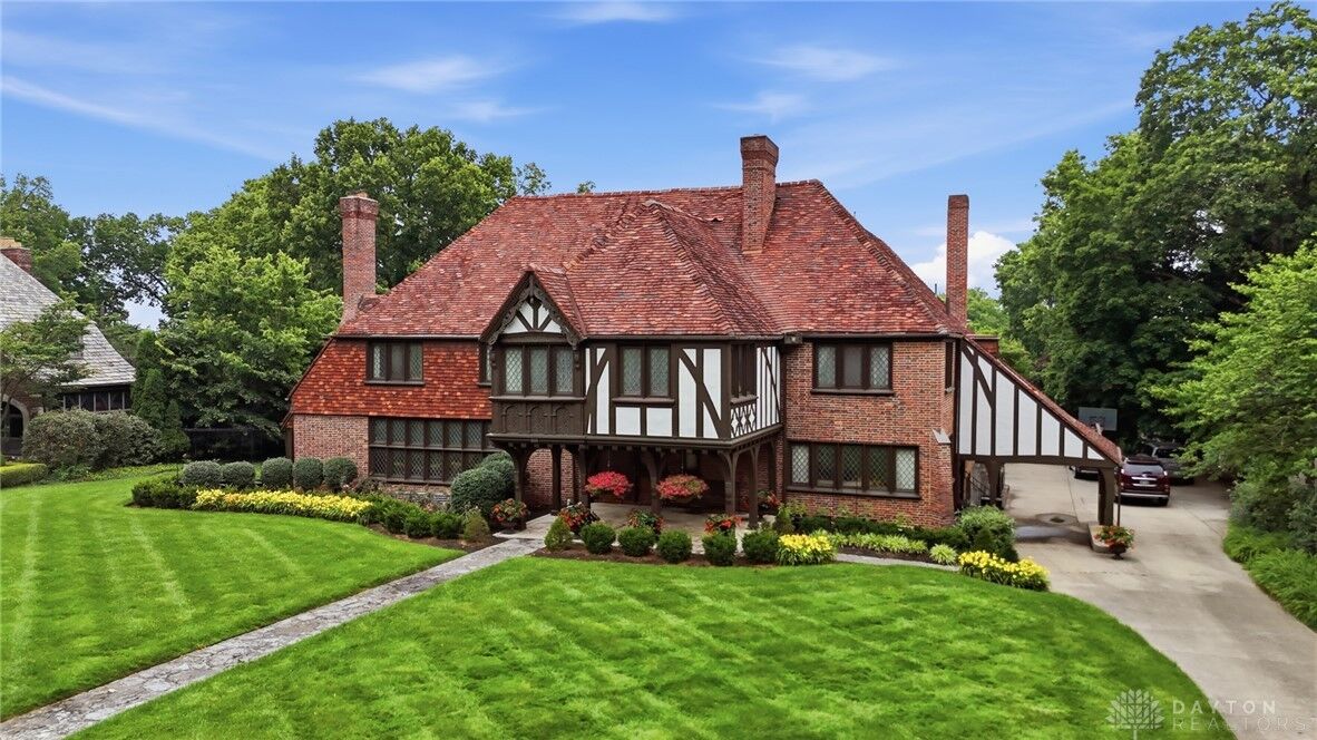 Property Photo: 217 Haver Road OH 45419
