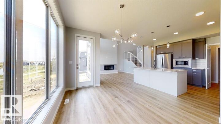 Property Photo: 3918 3A Avenue SW AB T6X 3A3