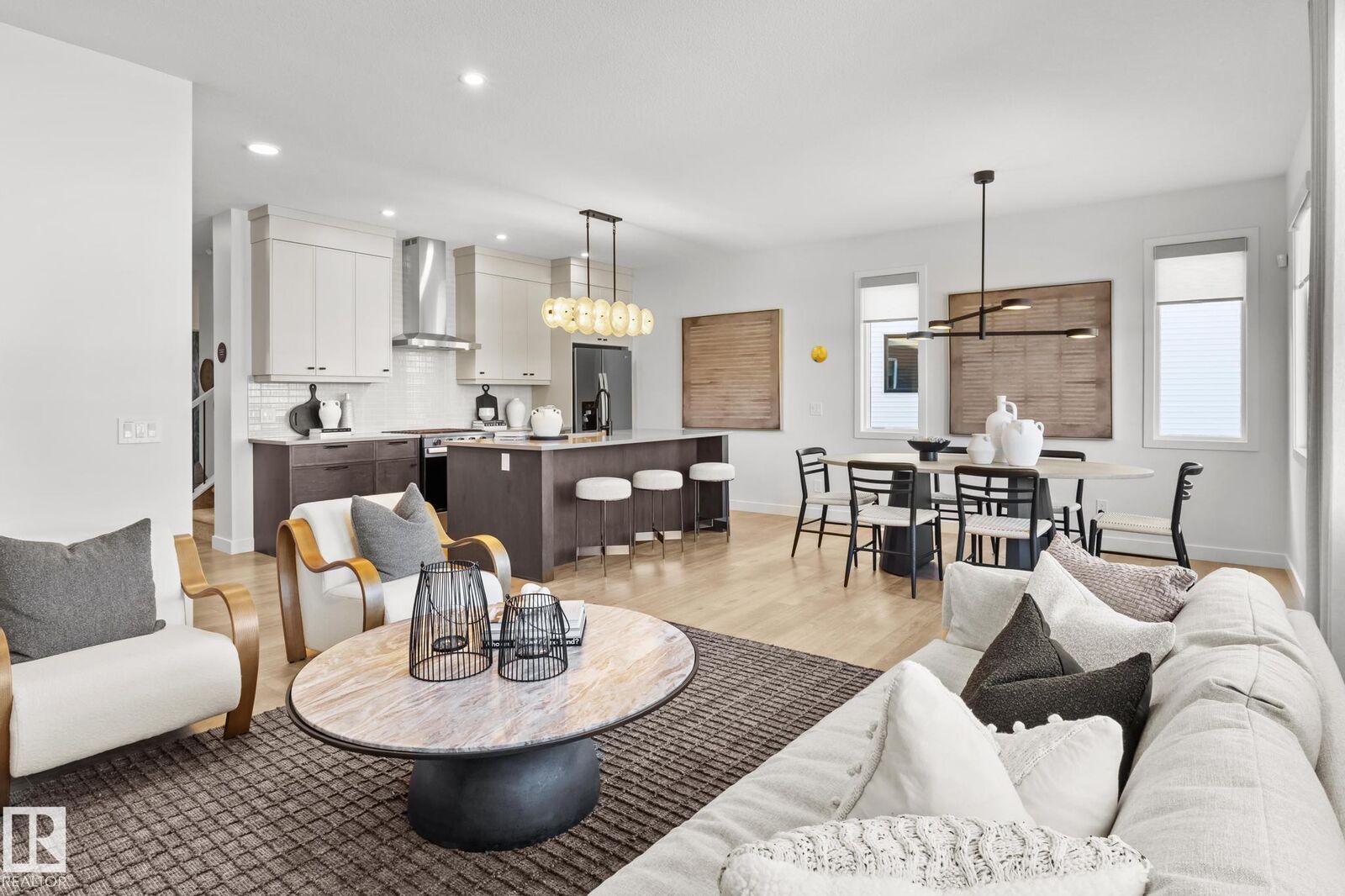 Photo de la propriété:  5314 Hawthorn Close SW  AB T6X 3N5 