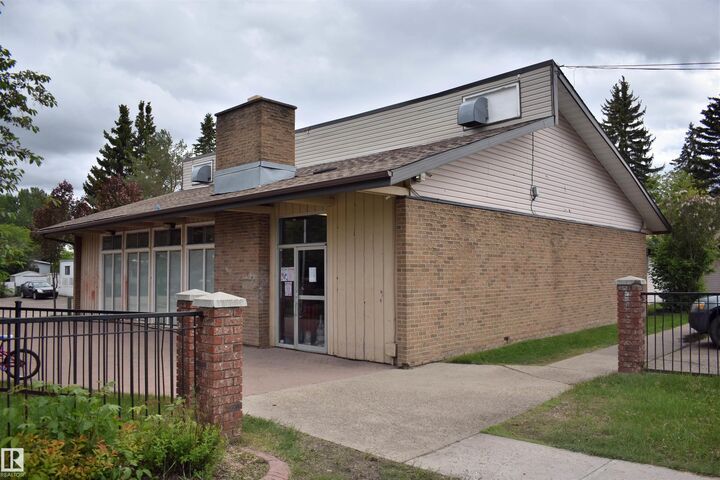 Property Photo: 52 Evergreen Park NW AB T5Y 4M2