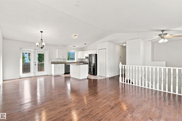 Property Photo: 2612 6 Avenue AB T9M 2C7