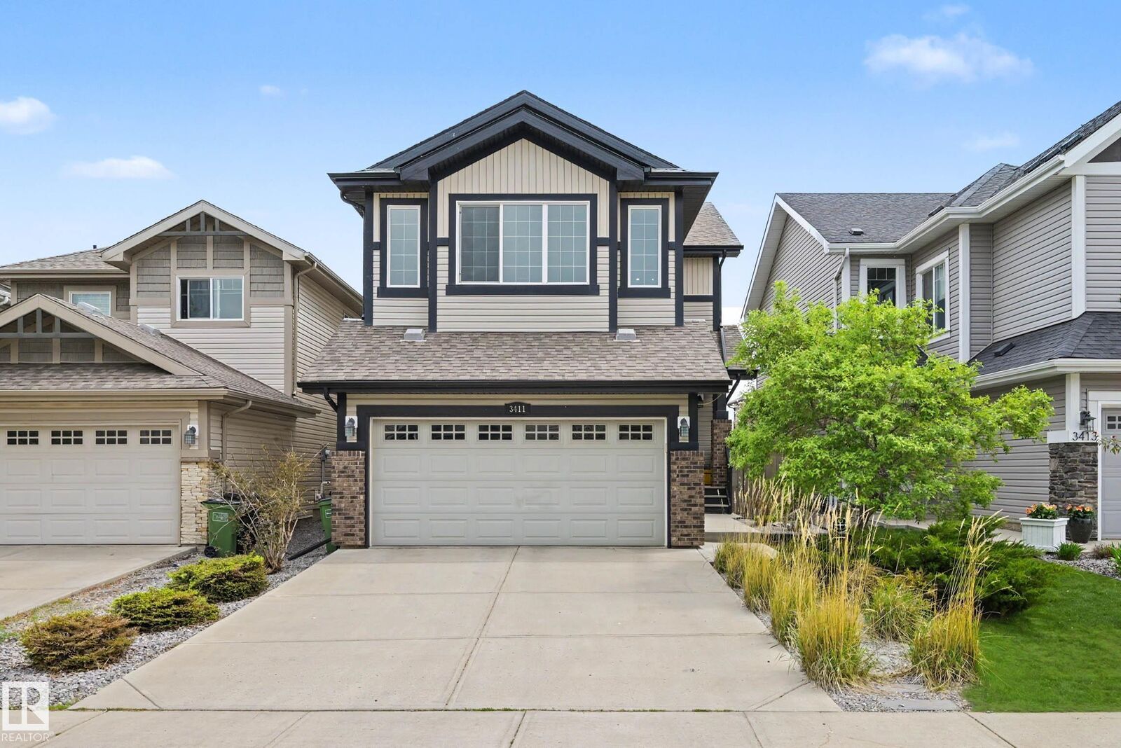 Property Photo:  3411 Abbott Way SW  AB T6W 0X3 