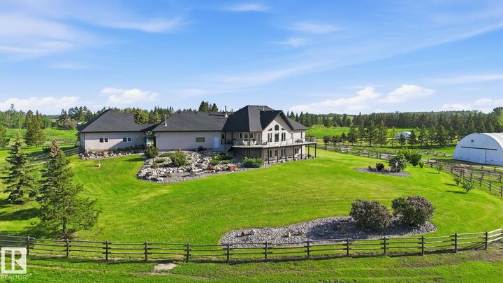 Property Photo: 3115 Hghway 627 AB T7Z 2L3