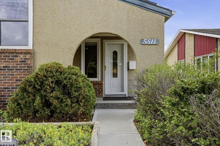 Property Photo:  5511 10 Avenue NW  AB T6L 1Y5 