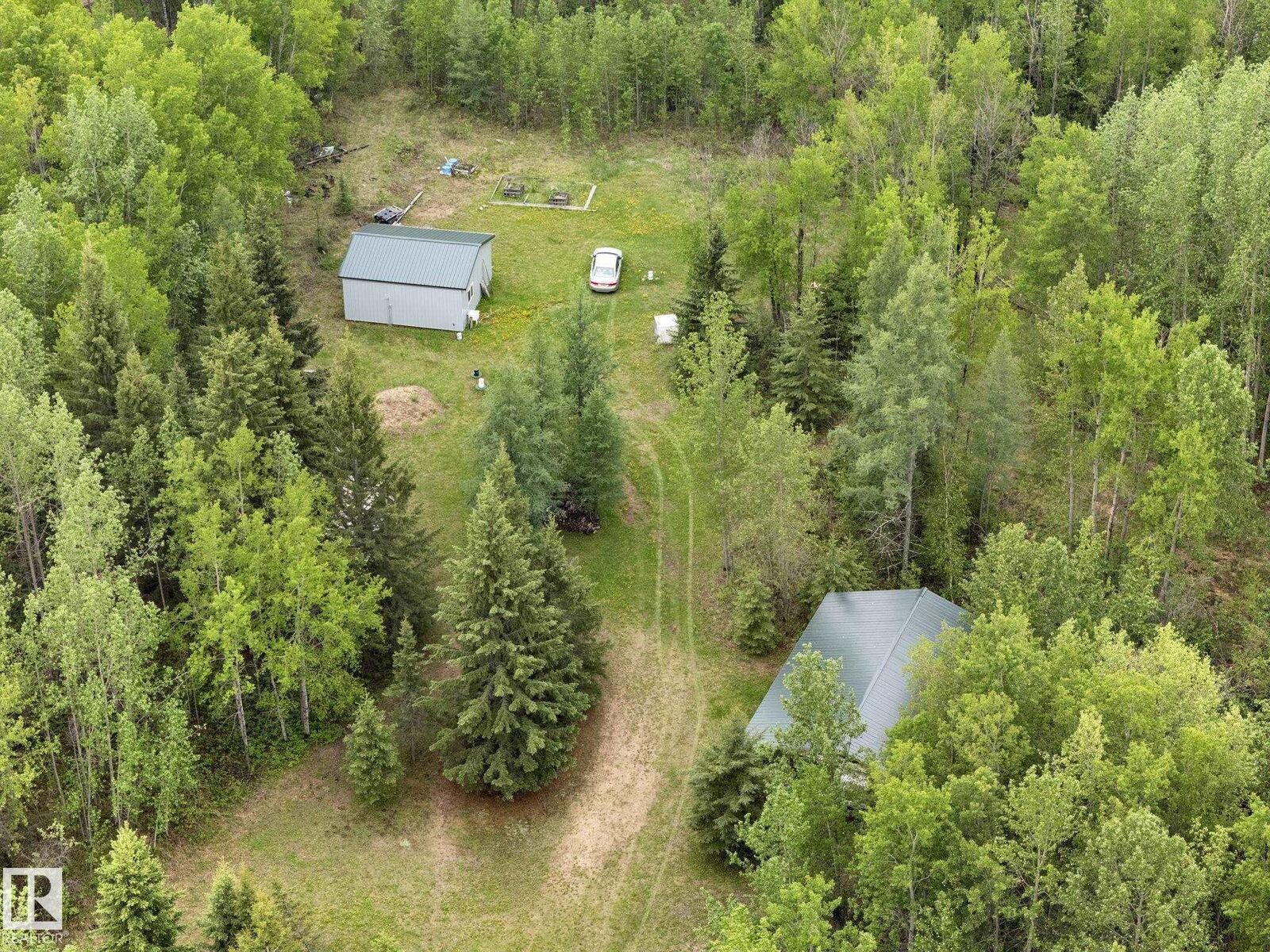 Property Photo: 24007 Twp Road 592 AB T0G 2J0