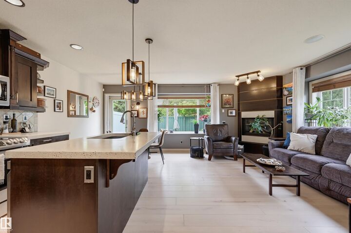 Property Photo: 2565 Hanna Crescent NW 60 AB T6R 0M4