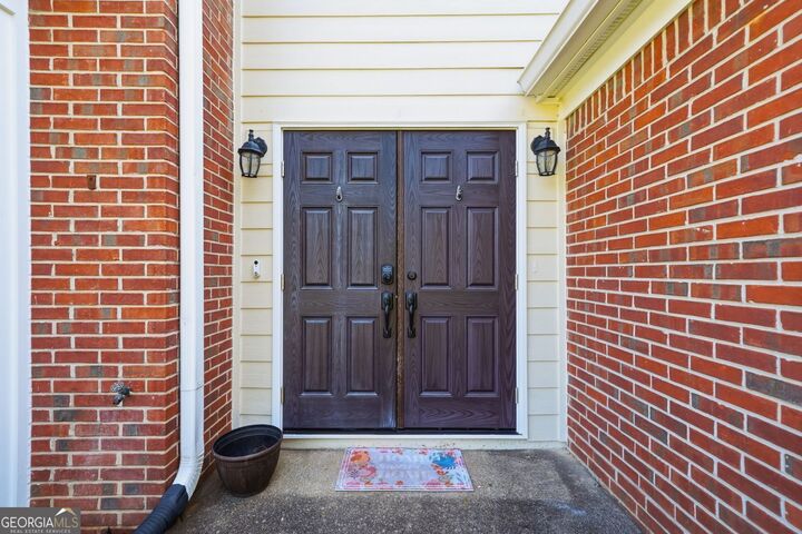 Property Photo:  5020 Southland Drive  GA 30188 